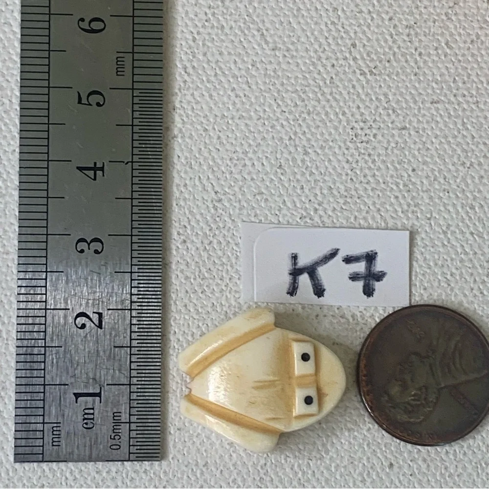 Hand Carved Frog Bone Bead Native American Style Miniature Fetish Animal .8